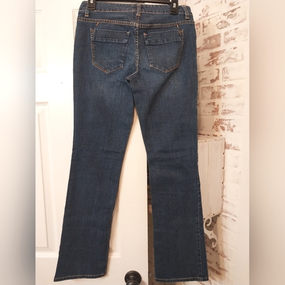 Mossimo Curvy Bootcut Jeans - Picture 4 of 6